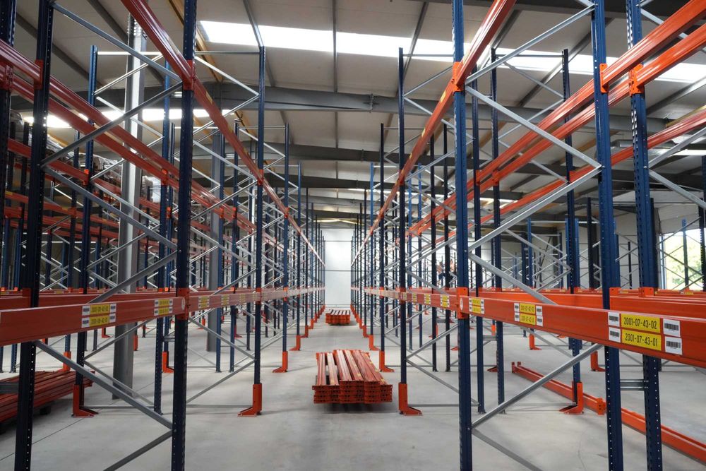 Дава се под наем Склад в с. Мокрище, Област Пазарджик - 1800 кв.м за 9180 € - Снимка #14