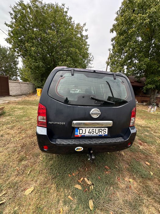 Nissan pathfinder