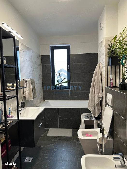 Inchiriere Apartament 3 camere in Matei Voievod Posibilitate Parcare