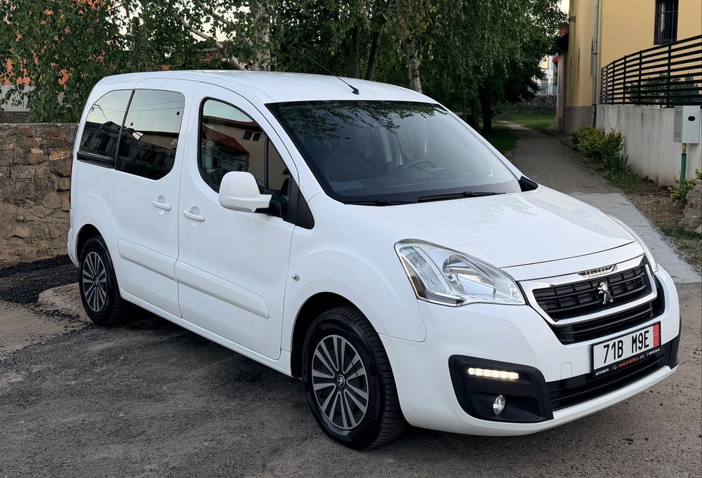 Peugeot partner 2017( doblo caddy)