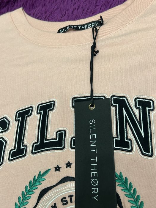 Футболка Silent Theory