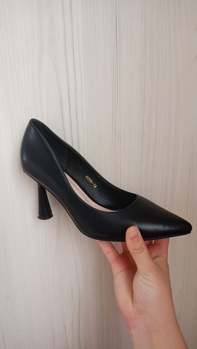 Туфли б/у 35-36размер