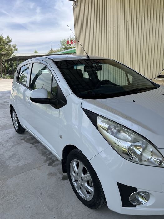 Chevrolet Spark 2012 yil