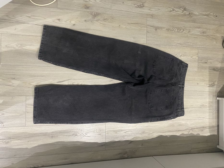 дънки с камъчета