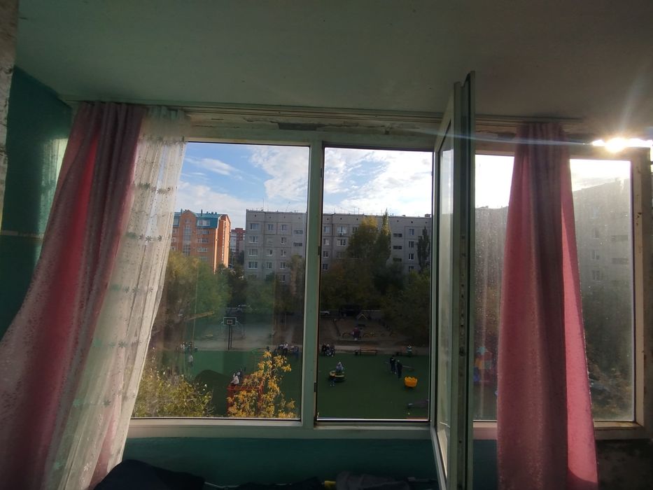 Продам пластиковое окно