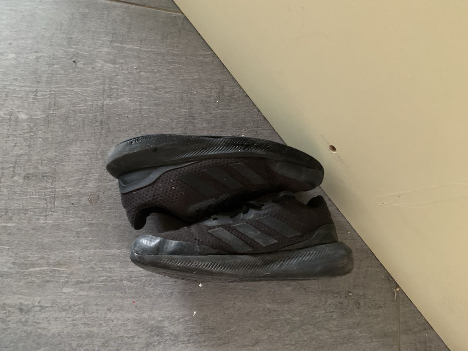 Спешно!! Адаидас 37 1/2