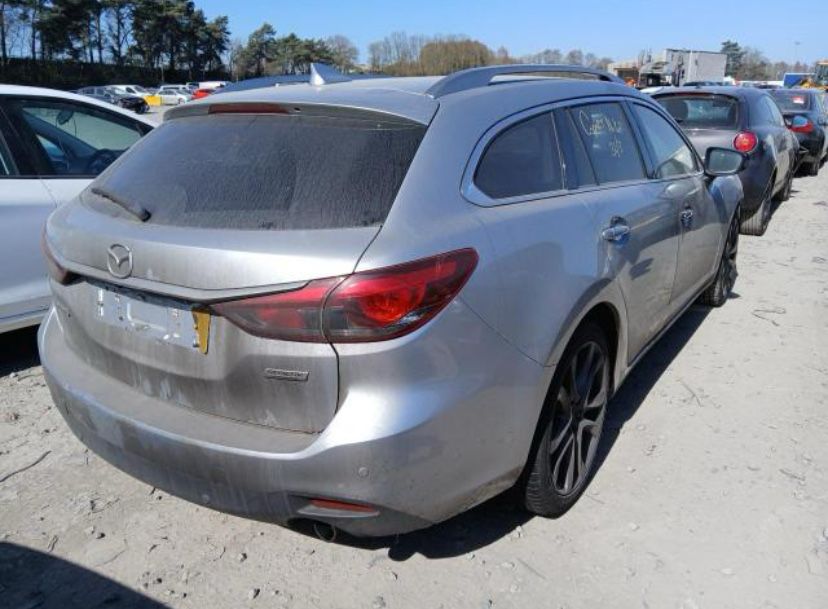 Mazda 6 На части