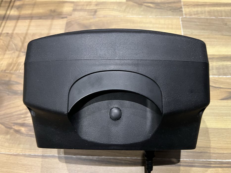 Активен монитор Behringer Eurolive B105D Моля, четете описанието