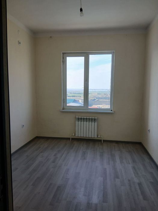 Срочно Без кридит квартира сотилади 2 хоналик 4 кавата  45 квадрат