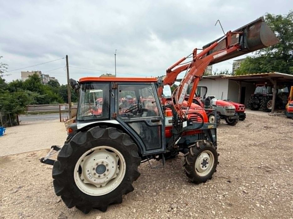 Челен товарач HINOMOTO NX430 4x4
