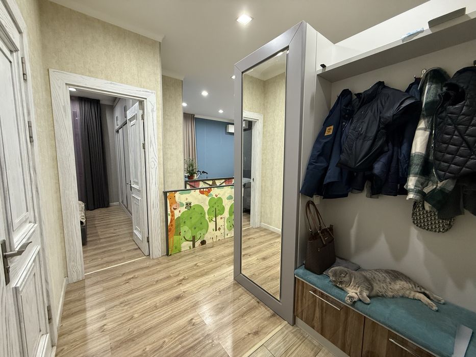 3 комн/1/5 ( 72 квм) ЖК "Паркент Вилладж" с мебелью и техникой