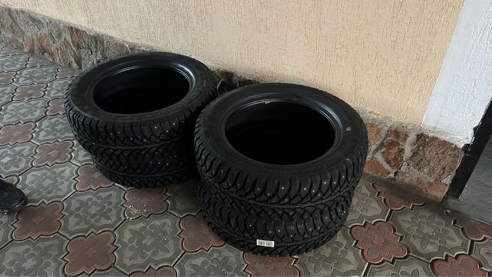 Продам зимние шины