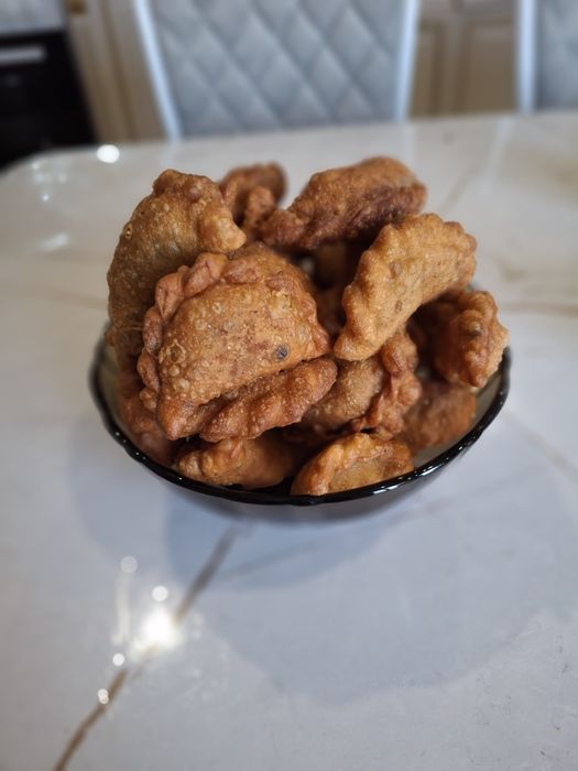 ВКУСНАЯ САМСА с кортошкой и говяжьей печенью  1 кг 2500