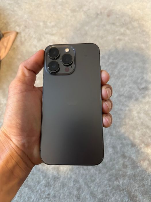 Срочно продам iPhone 13 Pro