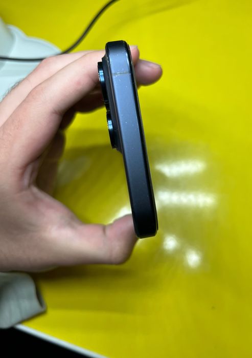 iPhone 15 pro max ideal