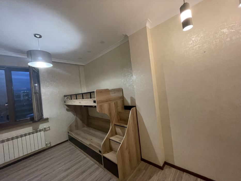 Двухярусная кровать