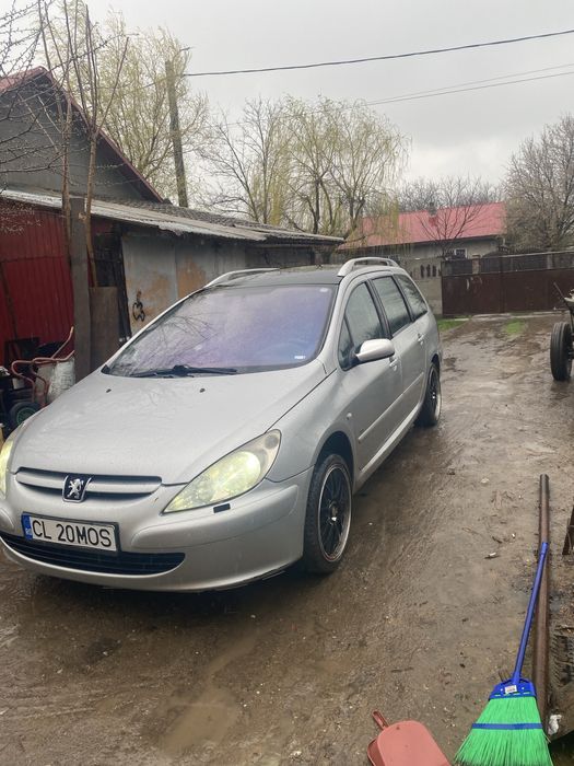 Vand sau schimb peugeot