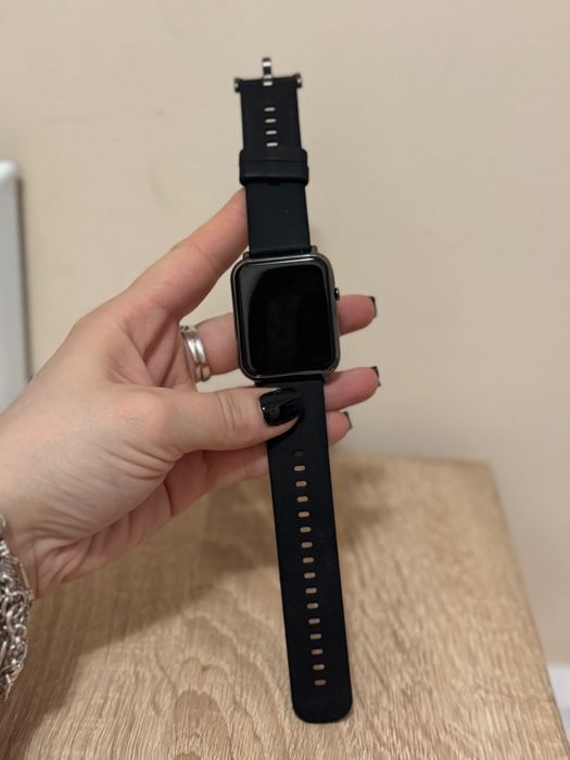 Смарт часовник - черен