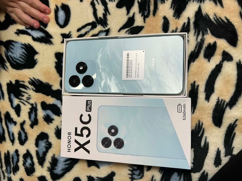 Honor vand sau schimb +-