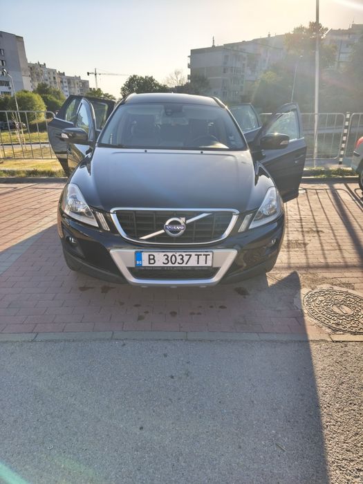 Volvo xc60 D5 пет цилиндров дизел на Волво