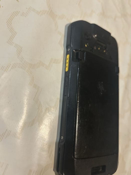 Продавам индустриален смартфон Zebra (Android)