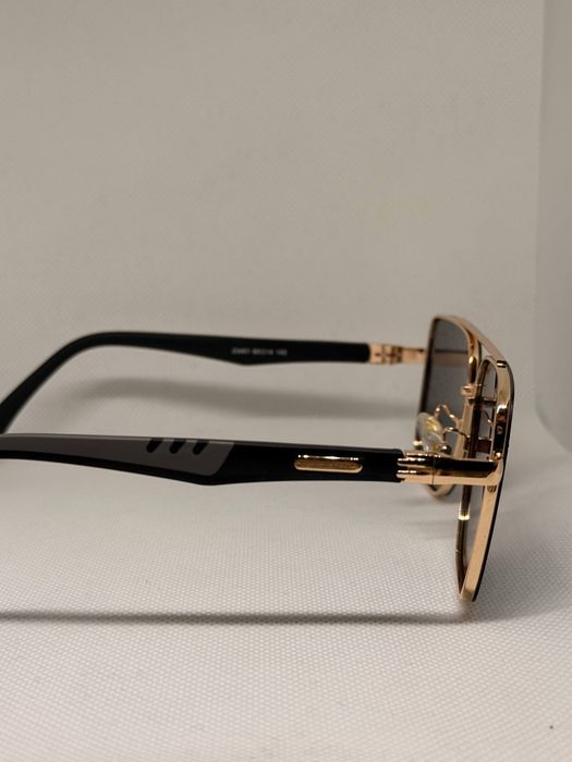 PRADA lux ochki
