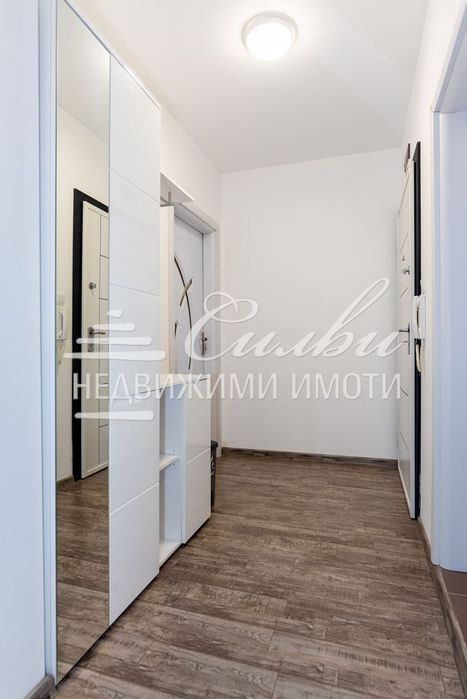 Продава се Двустаен апартамент в Шумен, Център - 63 кв.м за 1295 €/кв.м - Снимка #11