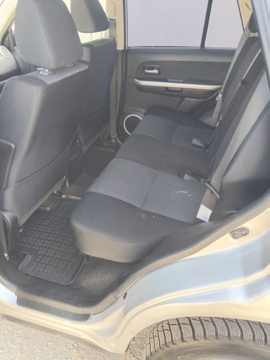 Suzuki grand vitara 1.9 4x4 cu reductor