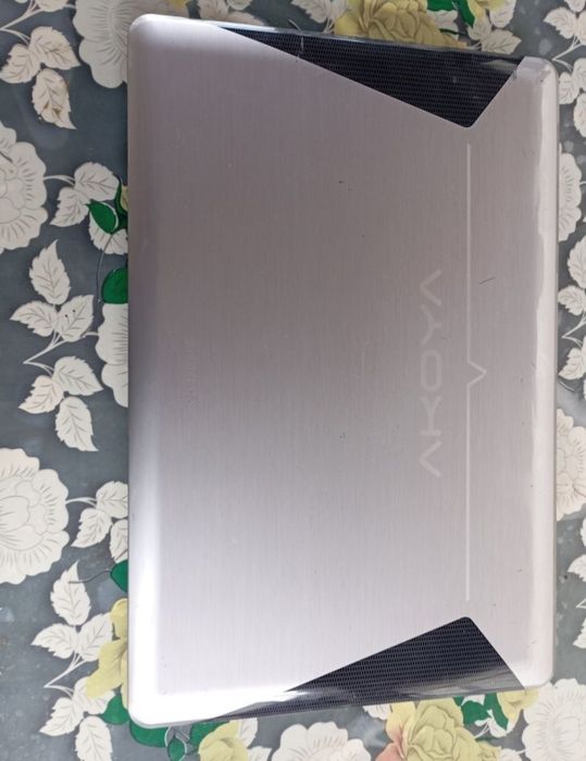 Laptop Medion Akoya i3