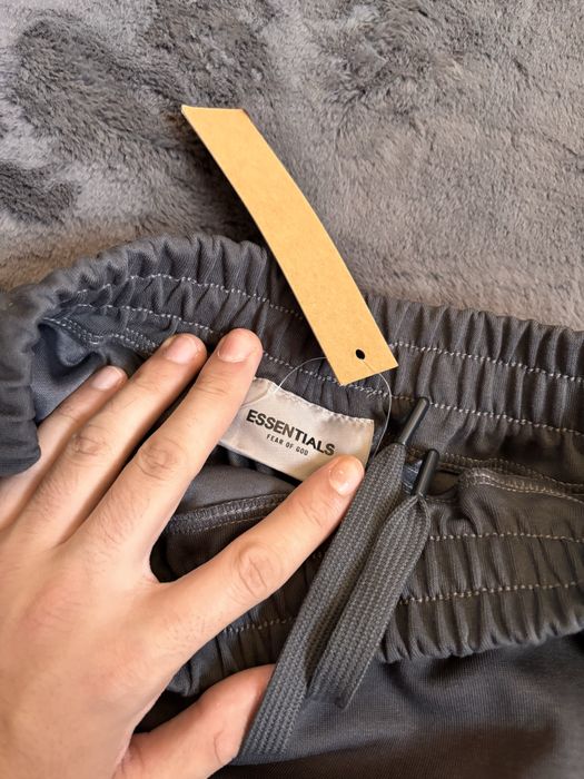 Pantaloni Scurti Essentials
