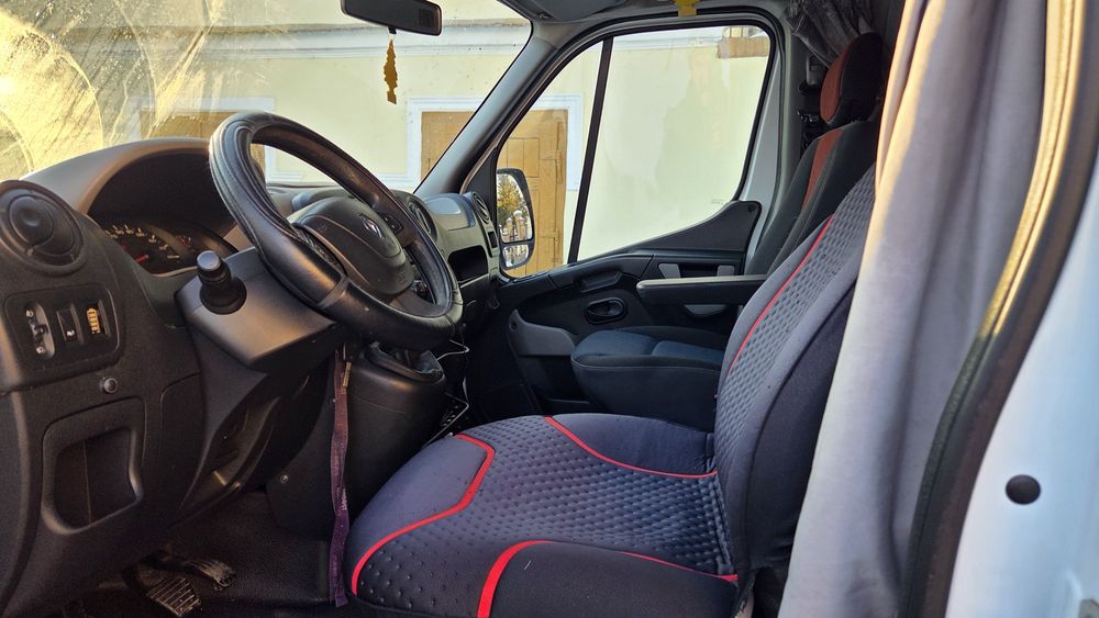 Renault Master  Iveco daily