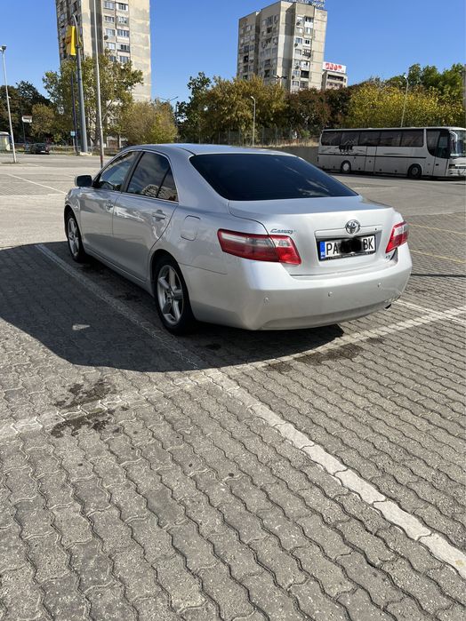 Toyota Camry 2.4 бензин