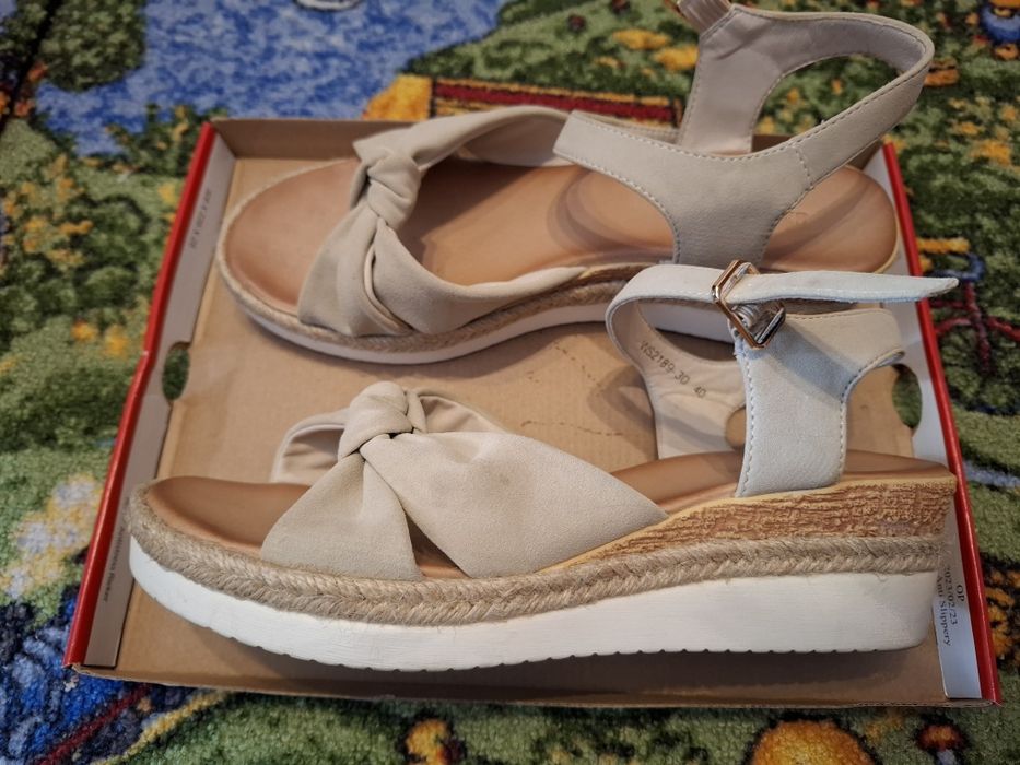 Sandale bej cu talpa ortopedica, 40