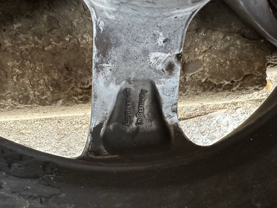 Jante bmw cu cauciucuri M/S