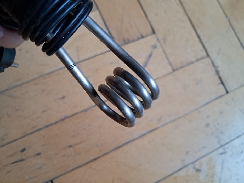 Бързовар работещ   - 4€