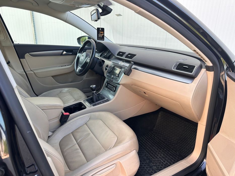 Volkswagen Passat B7 2.0 TDI Limuzina