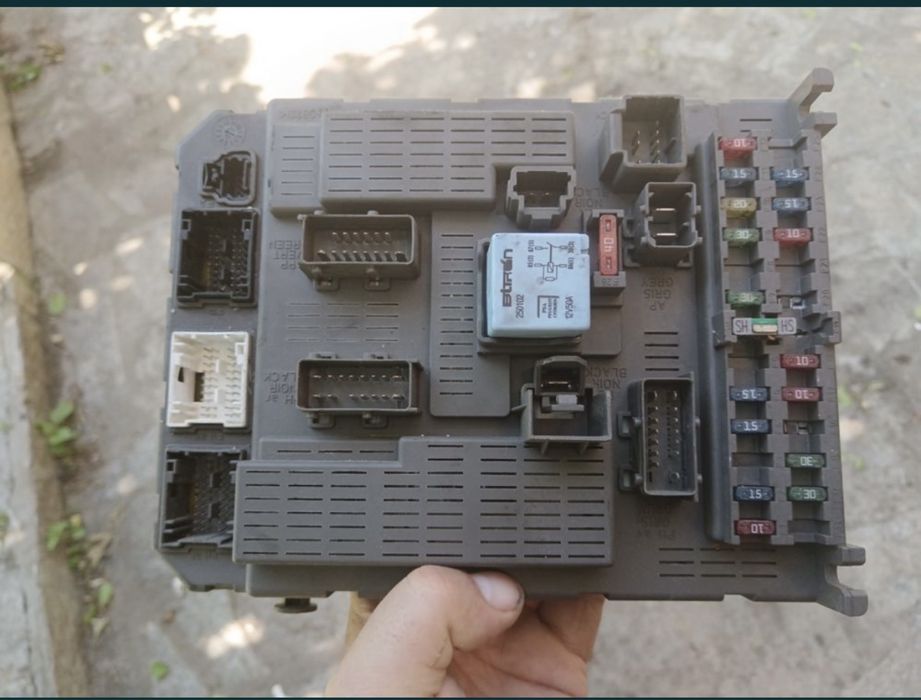 BSI модул за Пежо и Ситроен