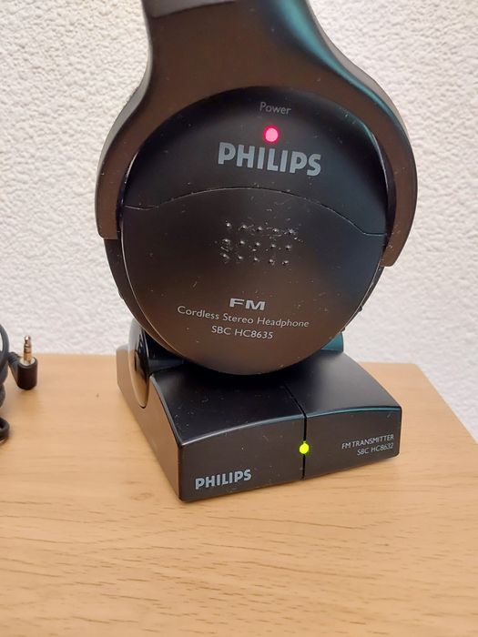 Casti Phillips hi-fi wireless( FM)