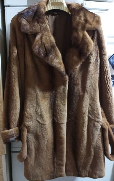 Продам норковую шубу