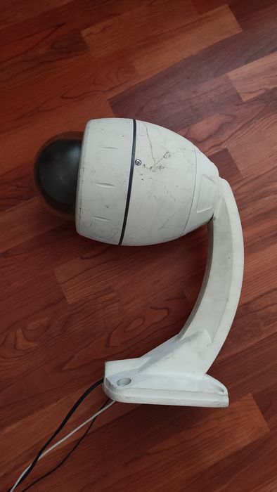 Продам камеру купольного типа уличную