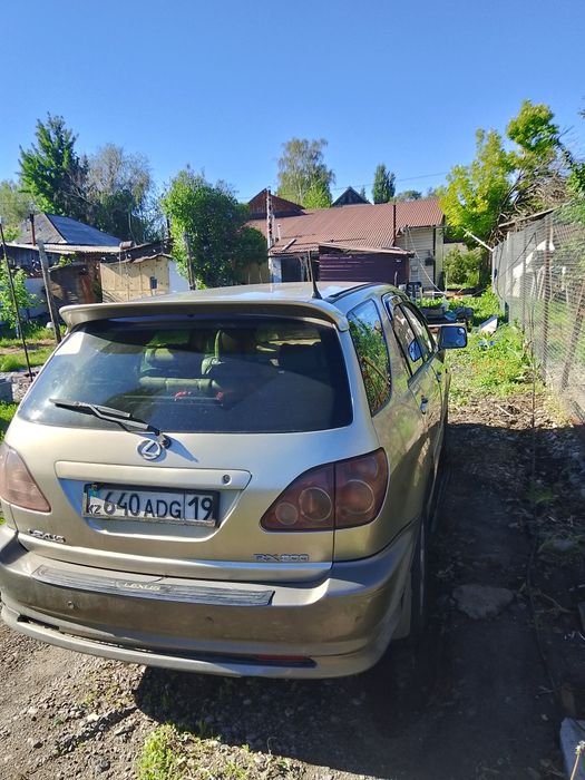 Lexus RX300 правый руль