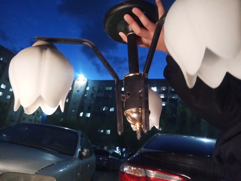 Продам люстру бу