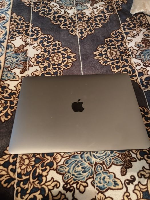 MacBook Air 13 продам