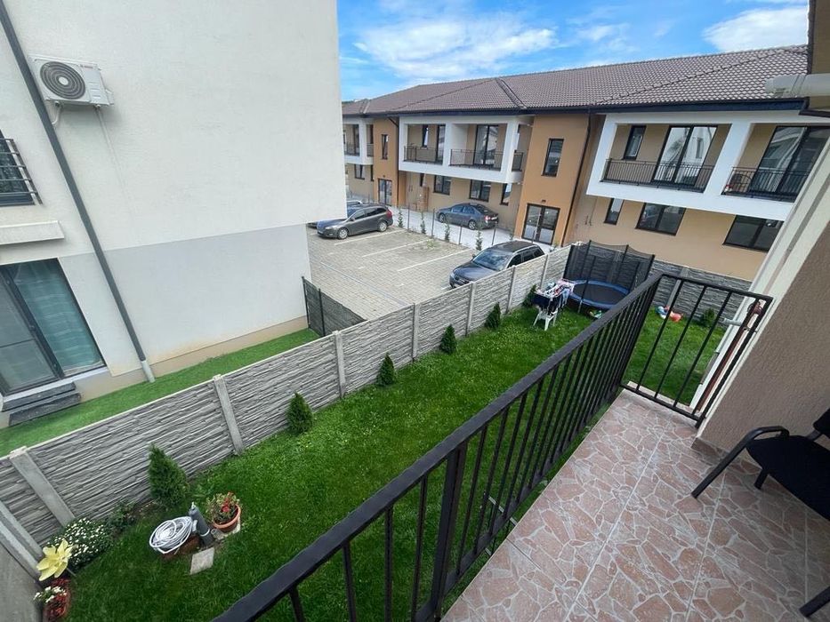 Apartament 3 camere în vilă, mobilat/utilat, curte interioară-Giroca