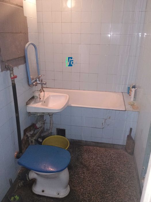 Продава се Тристаен апартамент в София, Надежда 1 - 88 кв.м за 1043 €/кв.м - Снимка #17