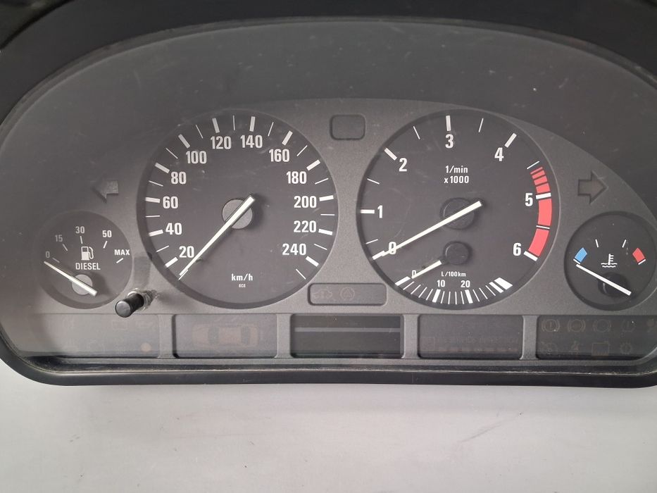 Километраж Bmw 5 series E39