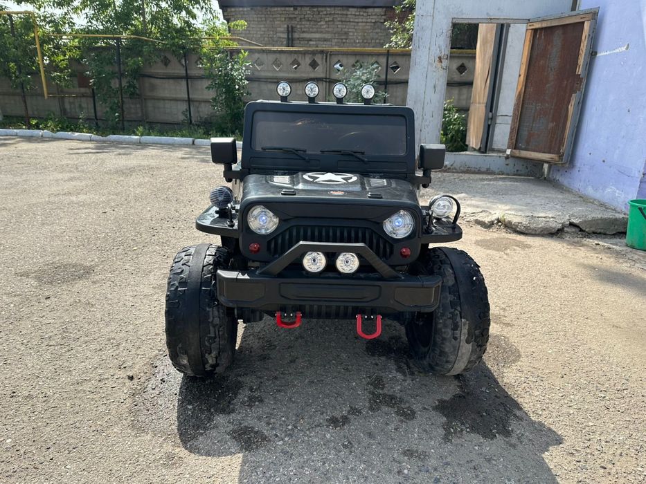 Детская электромашина на пульту