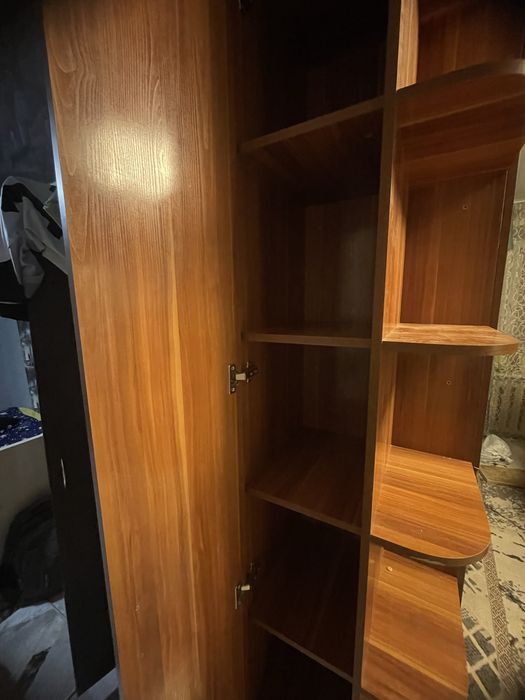 Продам шикарный шкаф