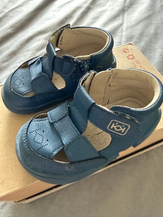 Колев и Колев - буйки