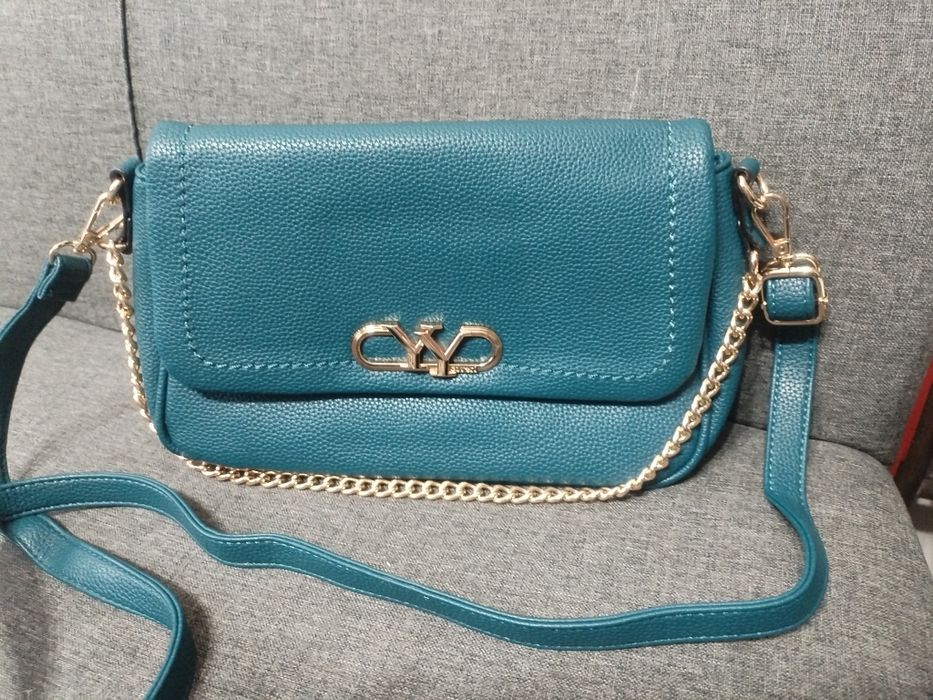 Дамска чанта с три дръжки